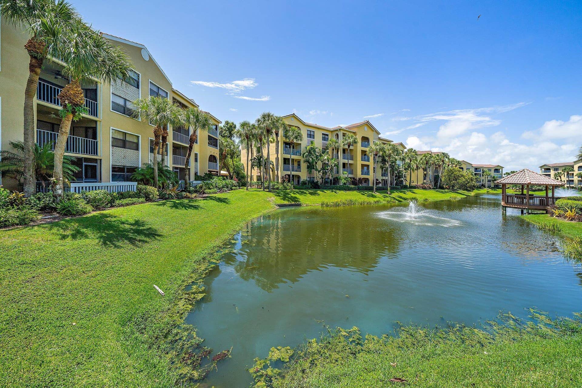 700 Uno Lago Drive, #404, Juno Beach, FL 33408 046-700UnoLagoDr304-JunoBeach-FL-SMALL