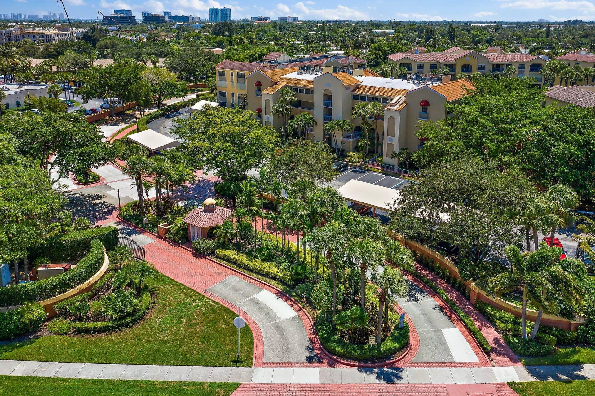 700 Uno Lago Drive, #404, Juno Beach, FL 33408 059-700UnoLagoDr304-JunoBeach-FL-SMALL
