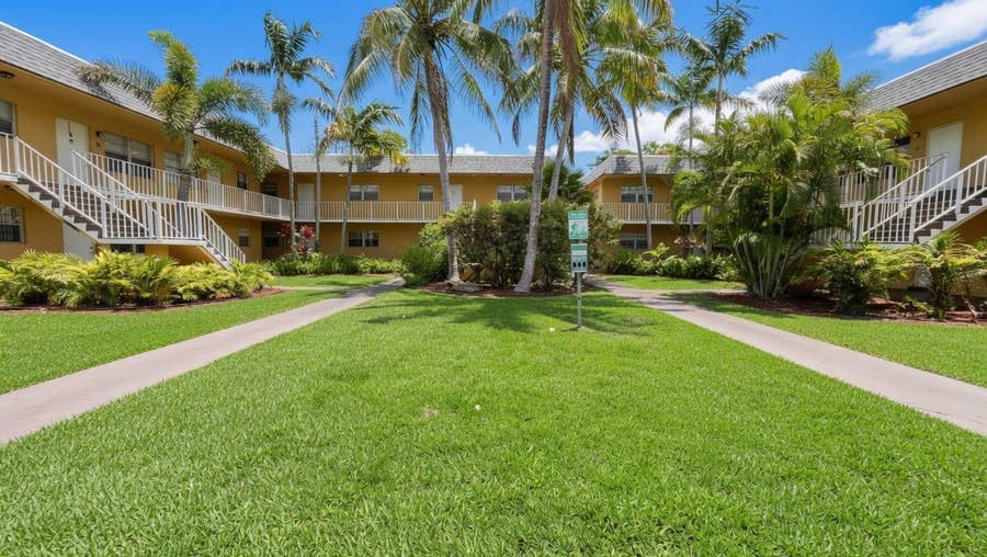 Property photo for 200 Croton Avenue, #209, Lantana, FL