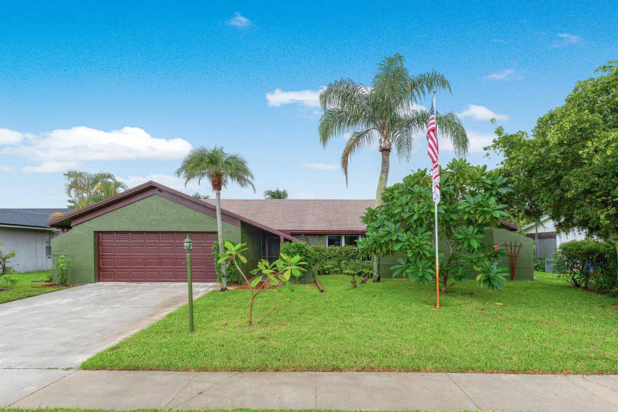 Property photo for 5104 Candlewood Court, Lake Worth, FL
