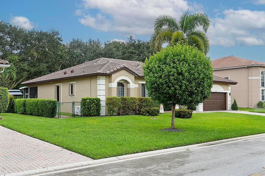 Property photo for 5734 NW 50th Drive, Coral Springs, FL