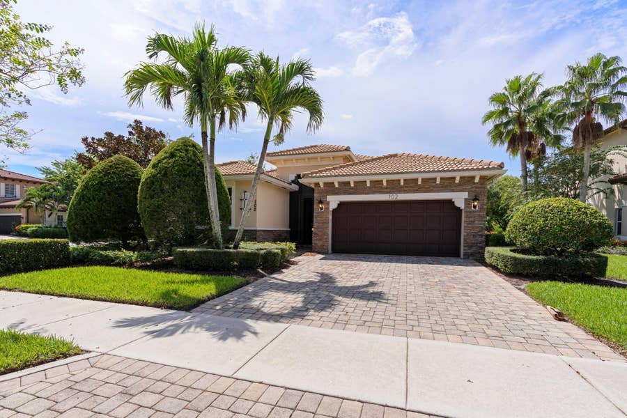 Property photo for 102 Crab Cay Way, Jupiter, FL