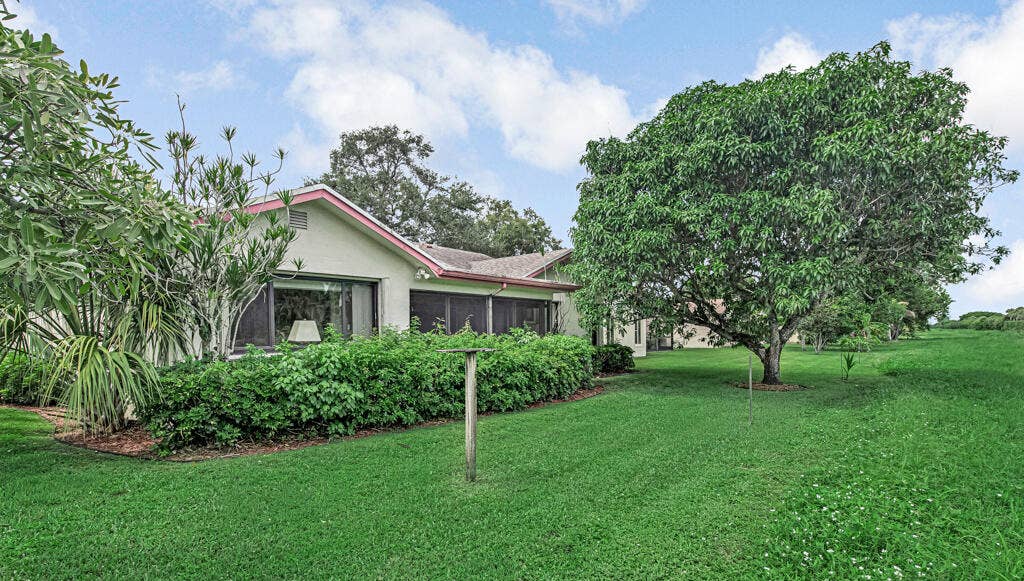 10301 GREENBRIAR Court, Boca Raton, FL 33498 41