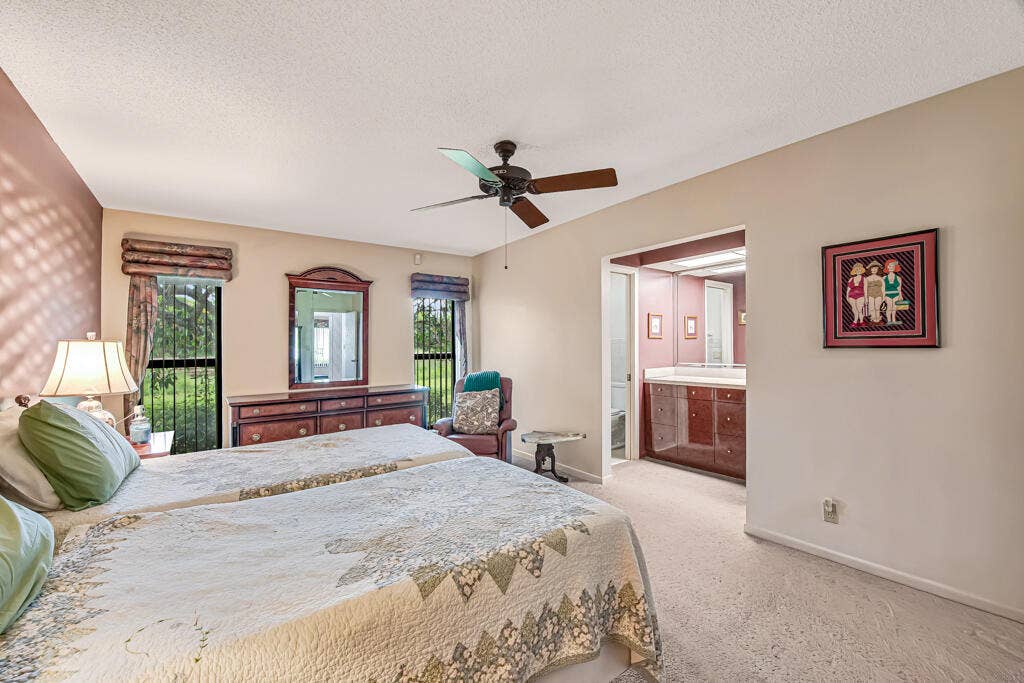 10301 GREENBRIAR Court, Boca Raton, FL 33498 27