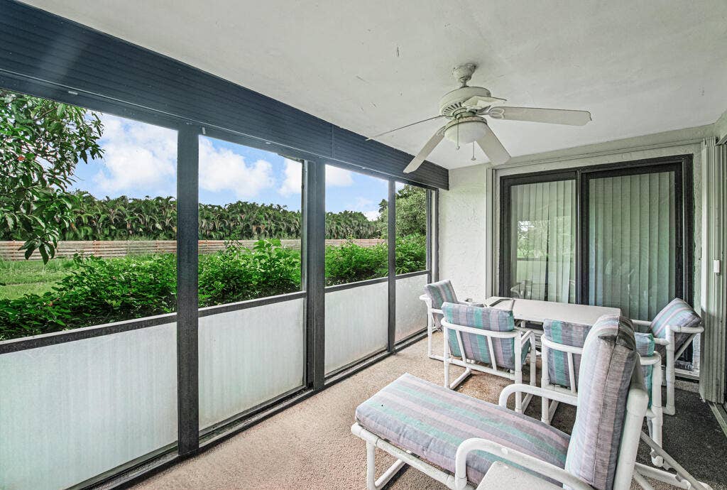 10301 GREENBRIAR Court, Boca Raton, FL 33498 36