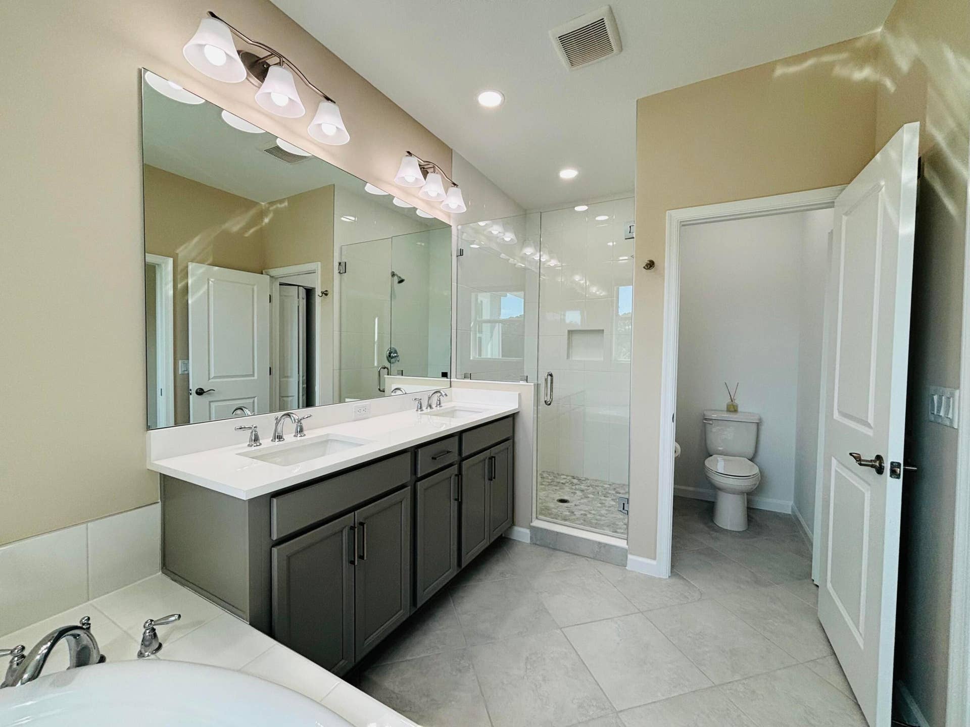 4302 Brookgreen Square, Westlake, FL 33470 primary bath