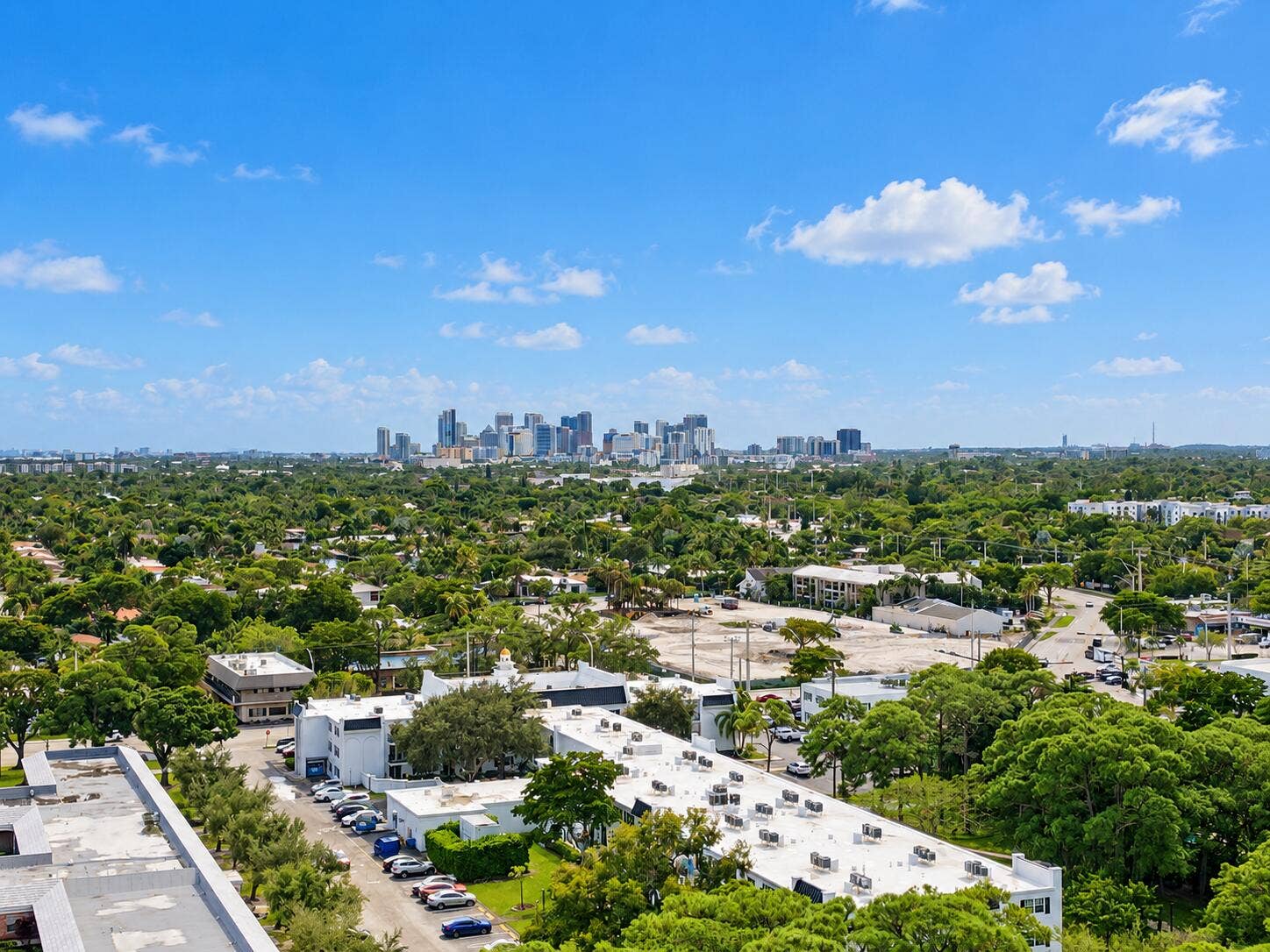 1908 NE 27th Drive, Wilton Manors, FL 33306 Drone 2