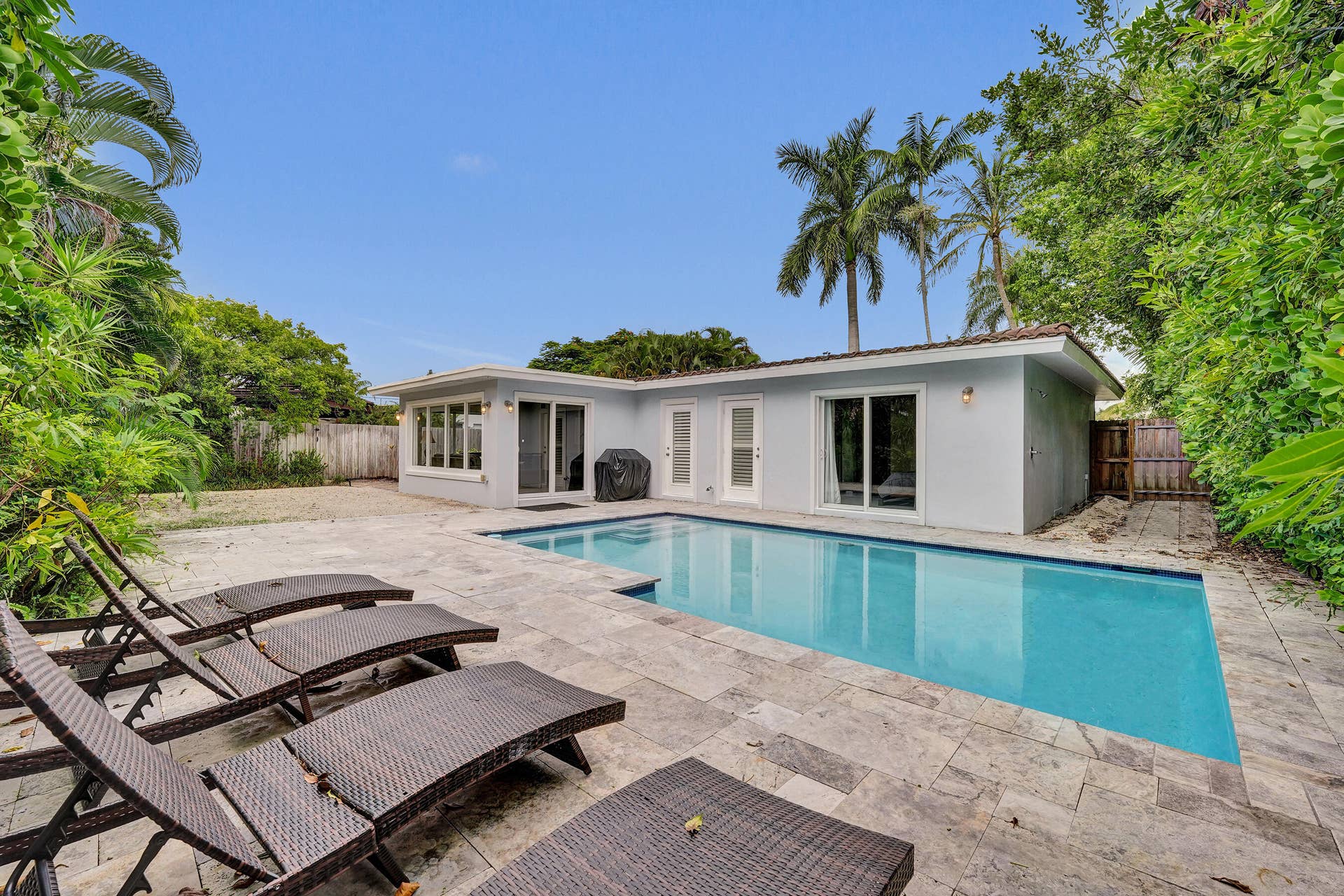 1908 NE 27th Drive, Wilton Manors, FL 33306 DSC09335
