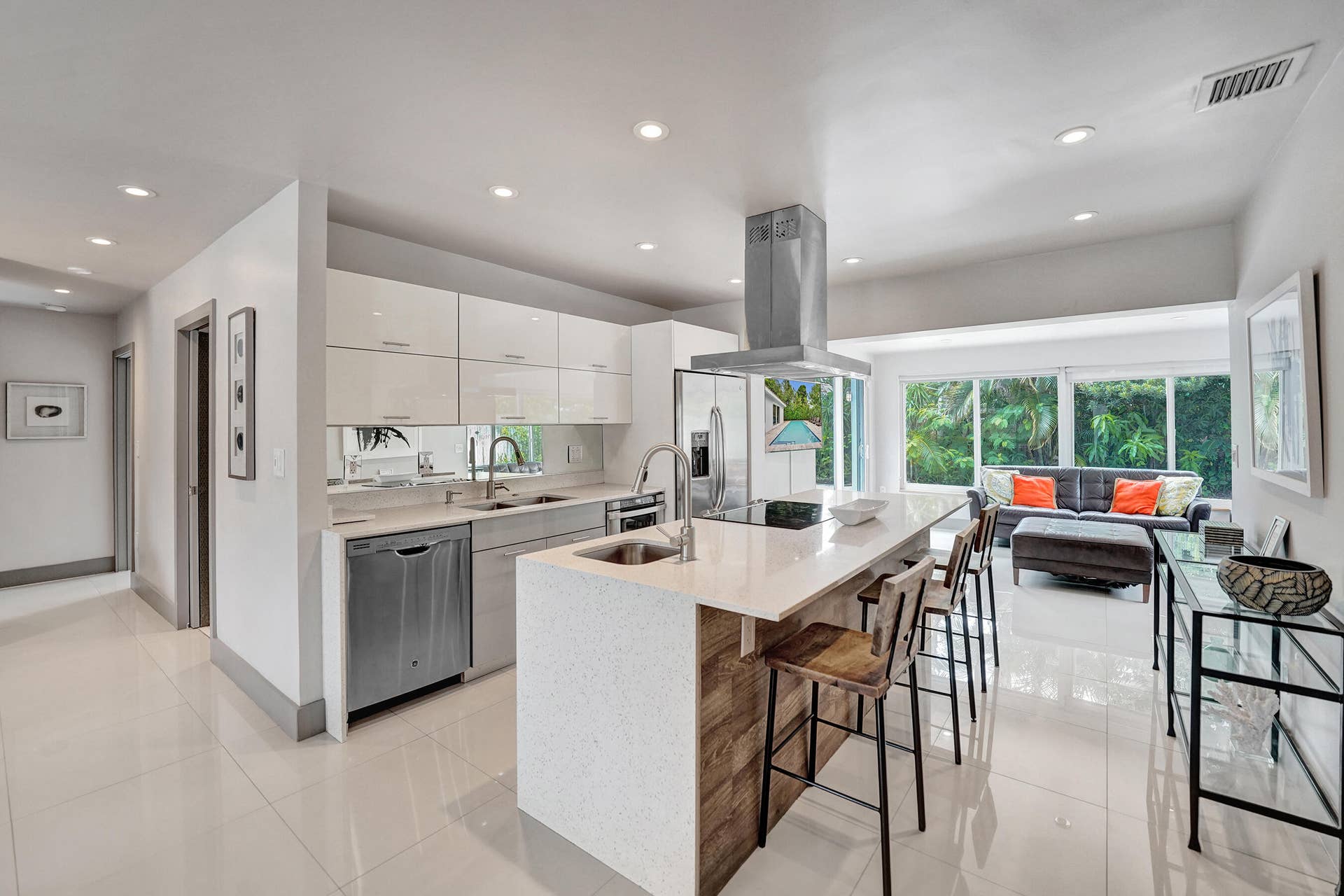 1908 NE 27th Drive, Wilton Manors, FL 33306 DSC09230