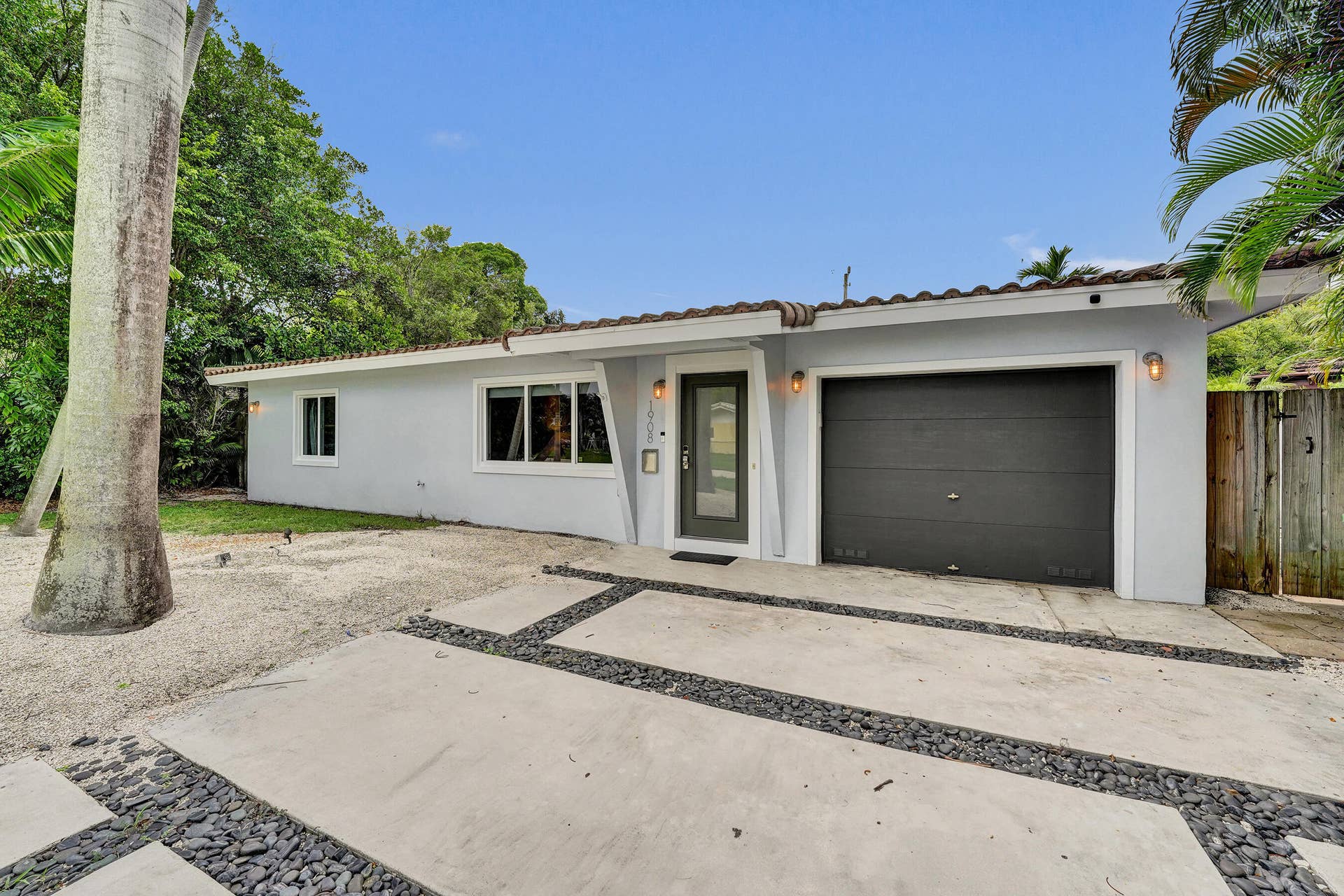 1908 NE 27th Drive, Wilton Manors, FL 33306 DSC09197