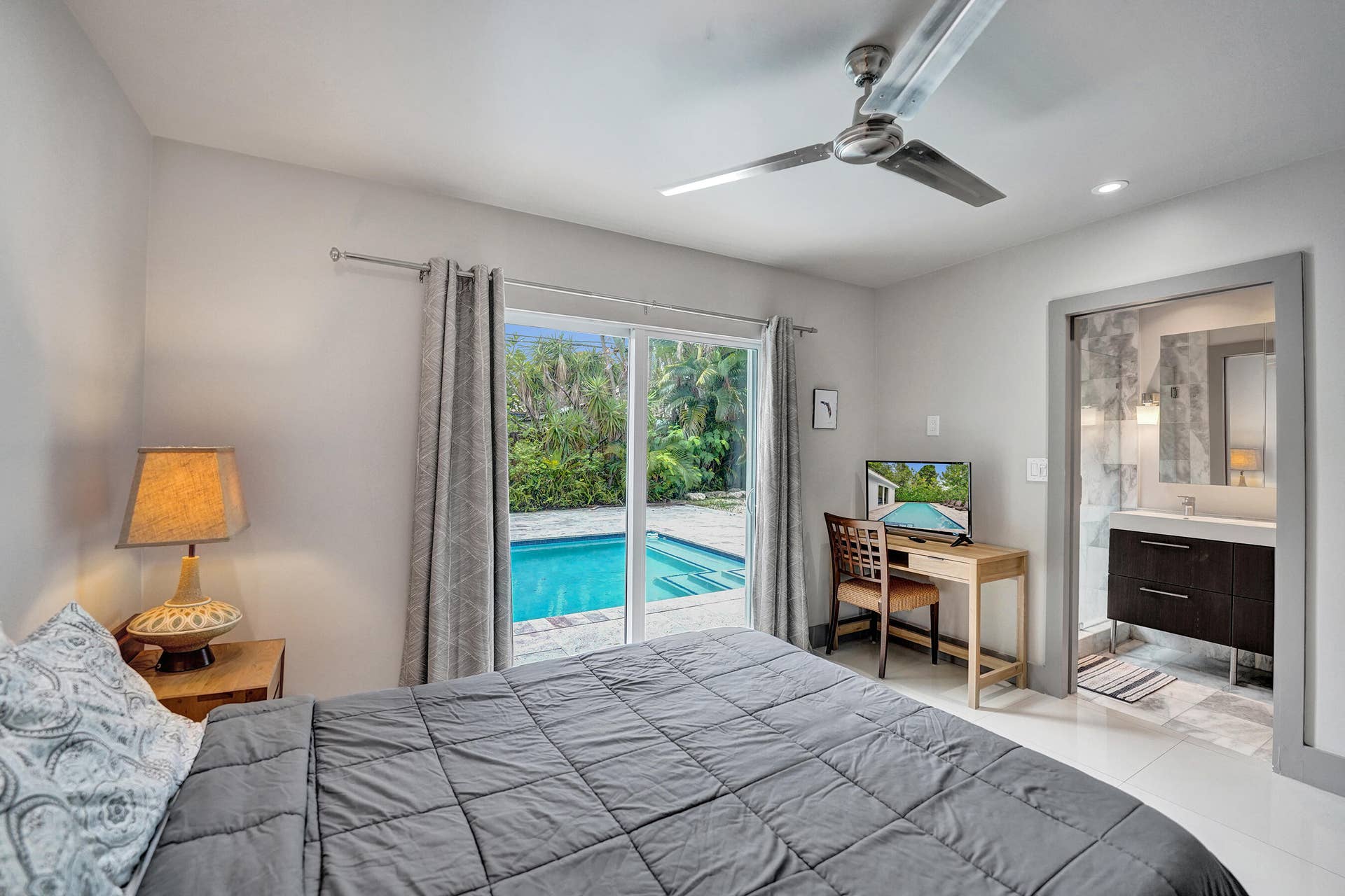 1908 NE 27th Drive, Wilton Manors, FL 33306 DSC09293
