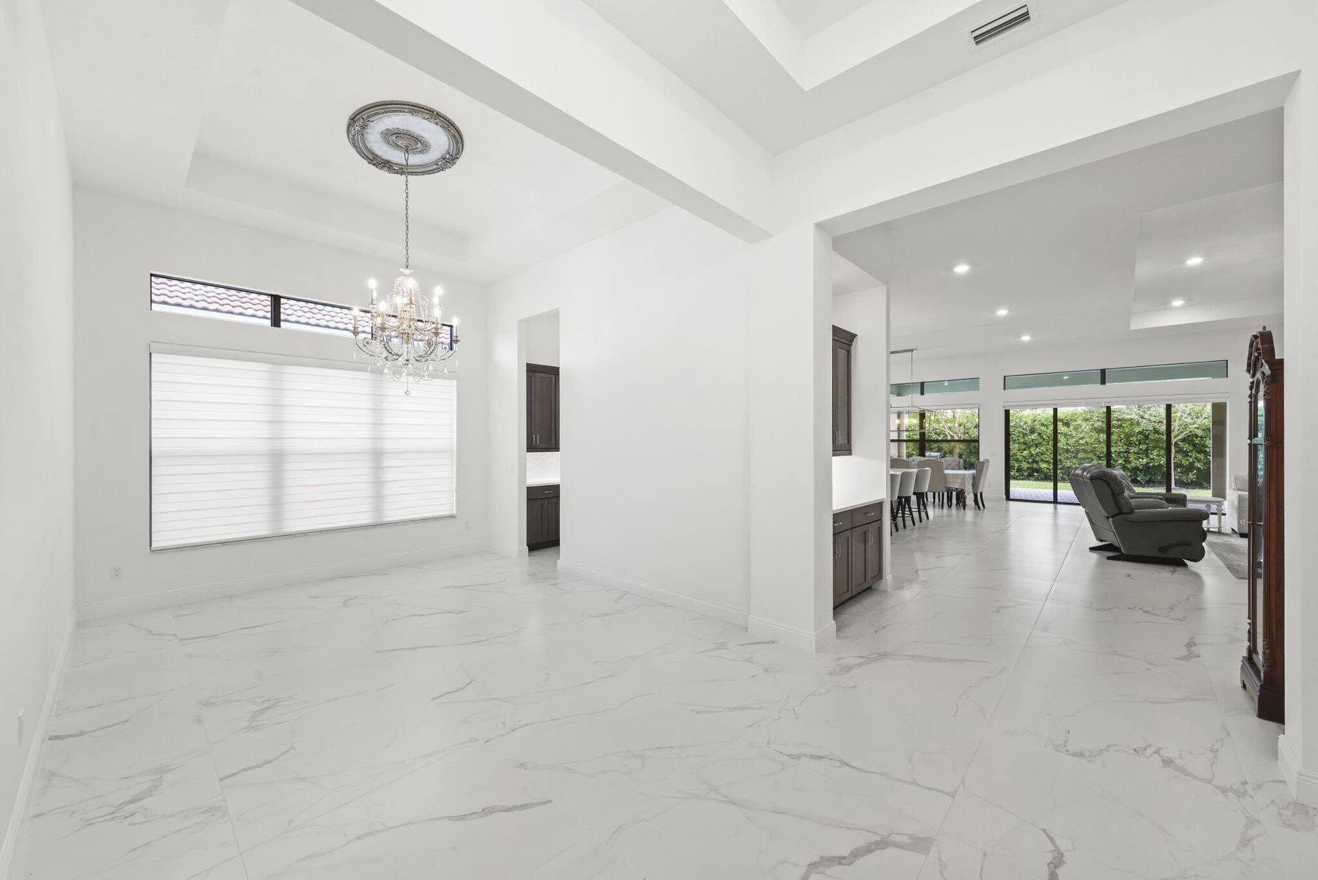 9264 Porto Way, Parkland, FL 33076 Dining