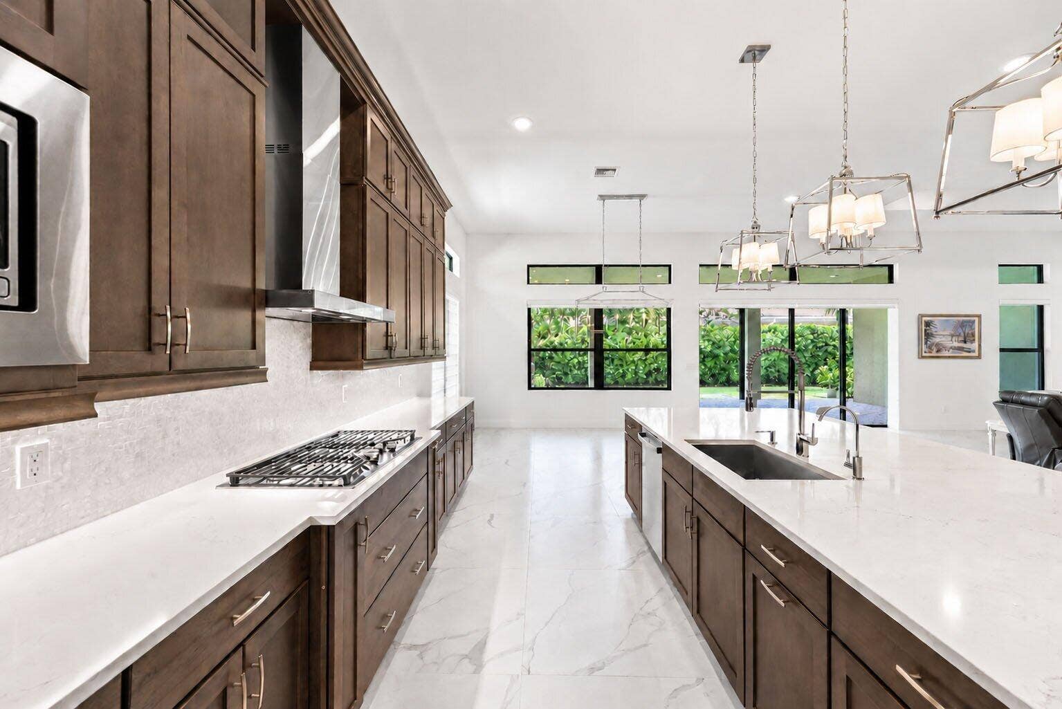 9264 Porto Way, Parkland, FL 33076 Kitchen