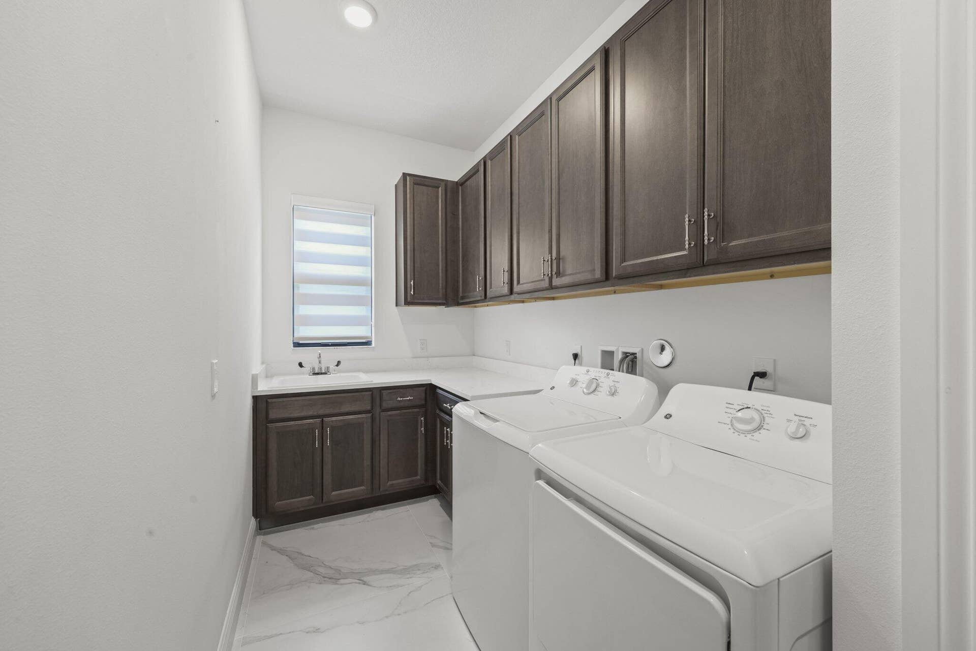 9264 Porto Way, Parkland, FL 33076 Laundry Room