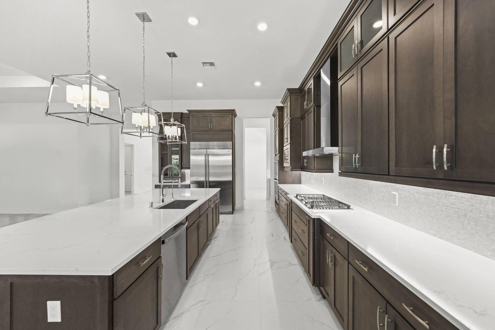 9264 Porto Way, Parkland, FL 33076 Kitchen