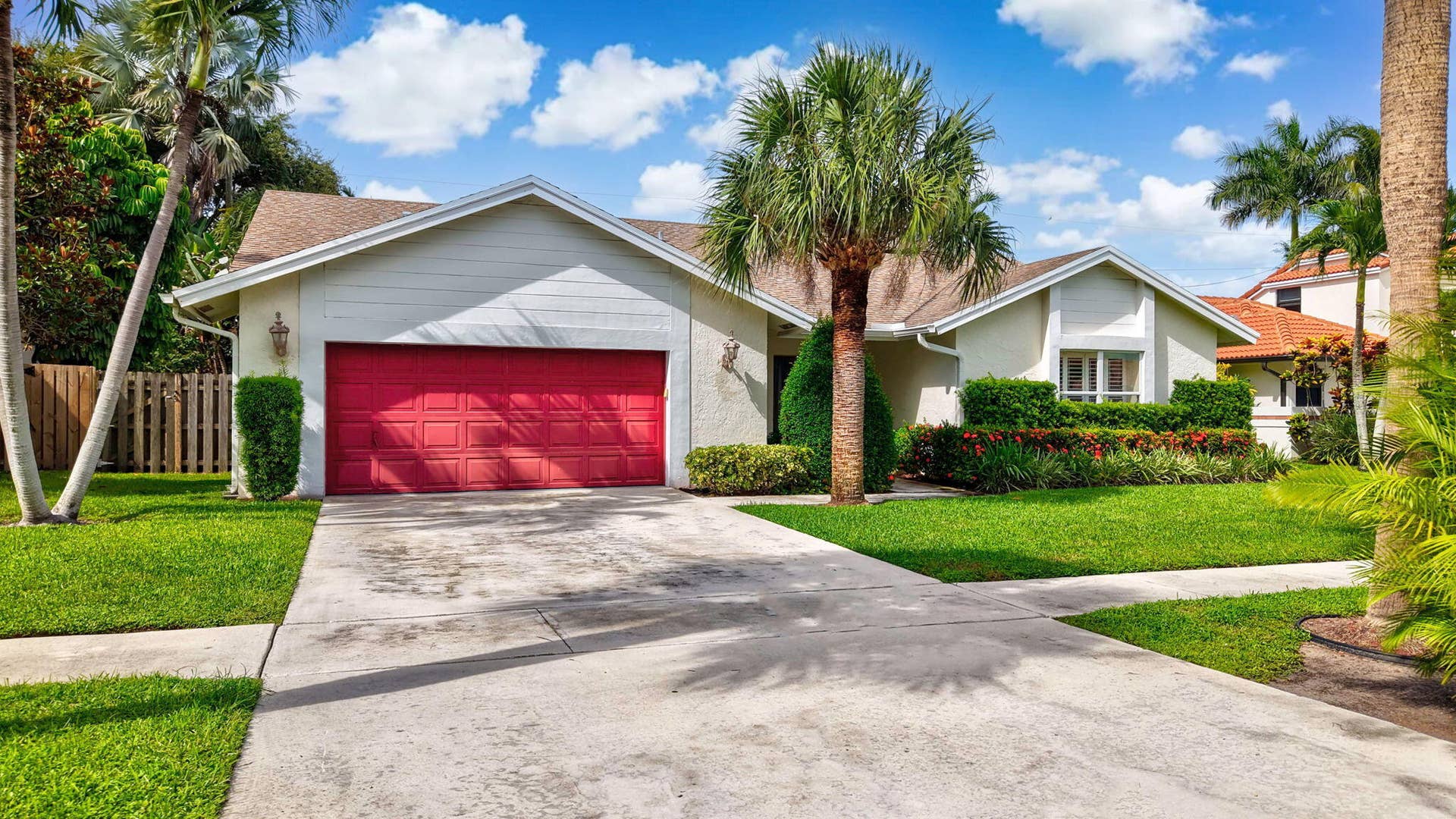 435 MOHAWK Lane, Boca Raton, FL 33487 3-web-or-mls-DJI_20260909155513_0016_D_1