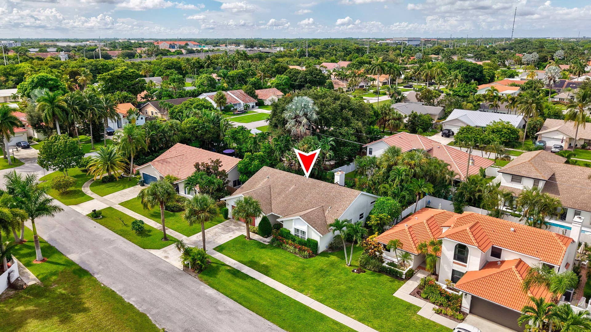 435 MOHAWK Lane, Boca Raton, FL 33487 39-web-or-mls-DJI_20260909155614_0041_D_