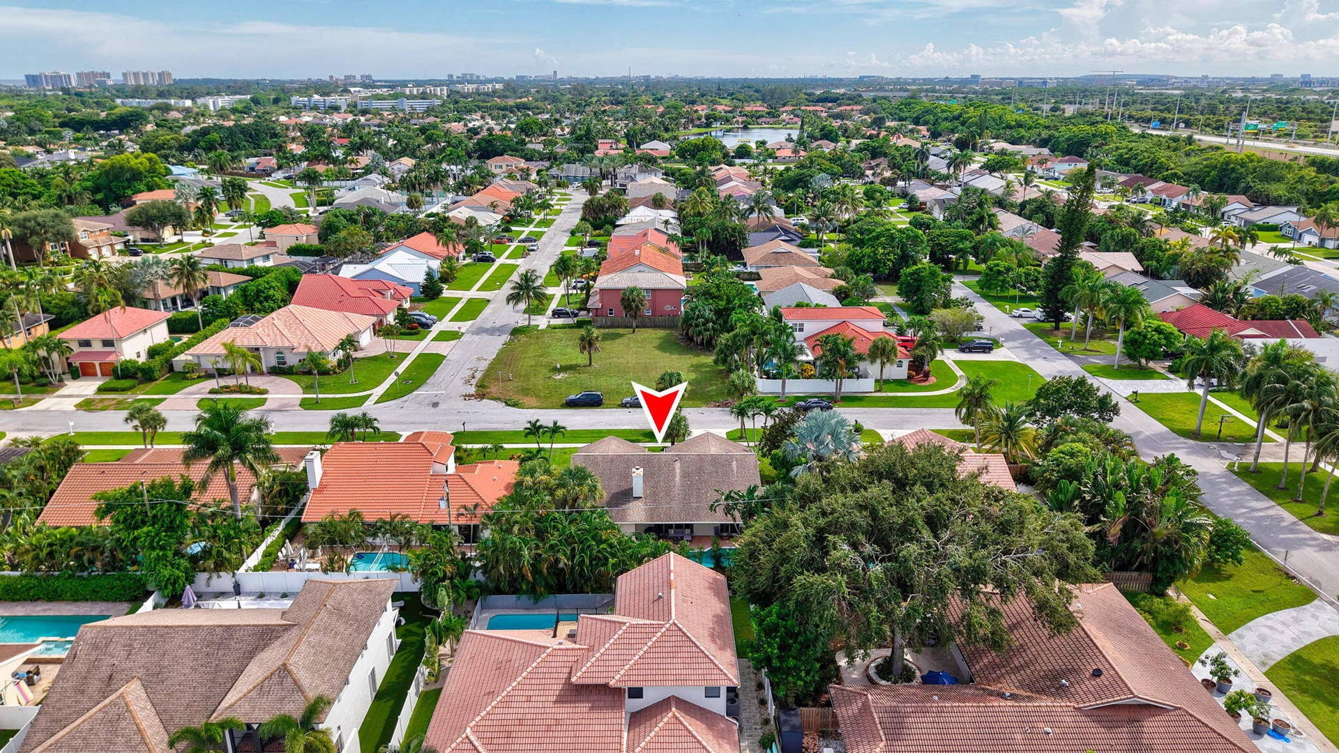 435 MOHAWK Lane, Boca Raton, FL 33487 42-web-or-mls-DJI_20260909155647_0056_DA