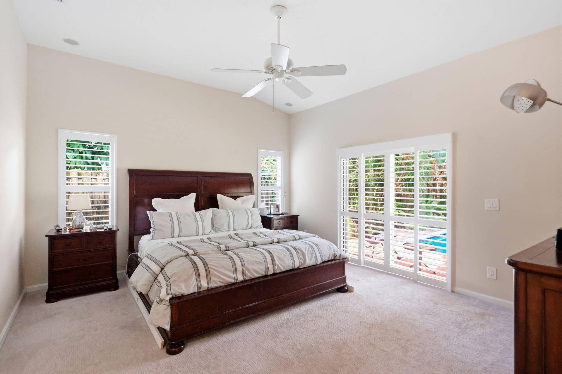 435 MOHAWK Lane, Boca Raton, FL 33487 20-web-or-mls-017_0E2A3266