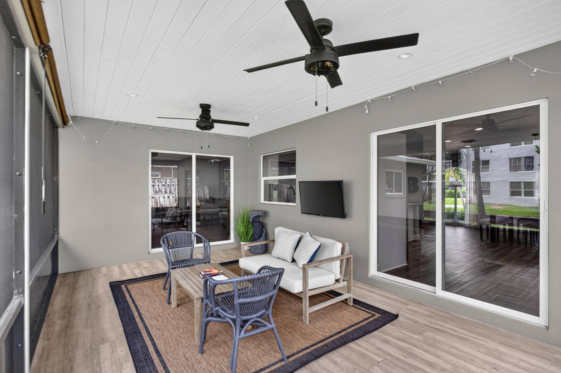 1717 NW 36TH Court, Oakland Park, FL 33309 10-web-or-mls-1717-0178