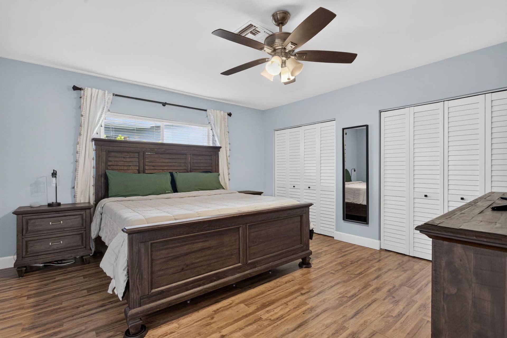 1717 NW 36TH Court, Oakland Park, FL 33309 29-web-or-mls-1717-0276