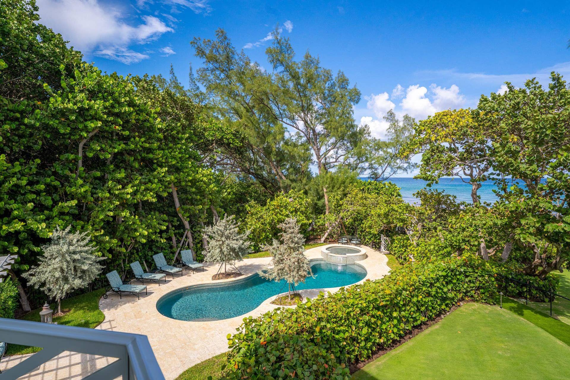 1919 N OCEAN Boulevard, Gulf Stream, FL 33483 Ocean view pool