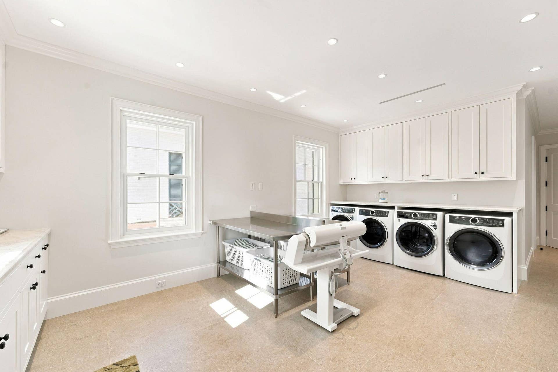 1919 N OCEAN Boulevard, Gulf Stream, FL 33483 Laundry above garage