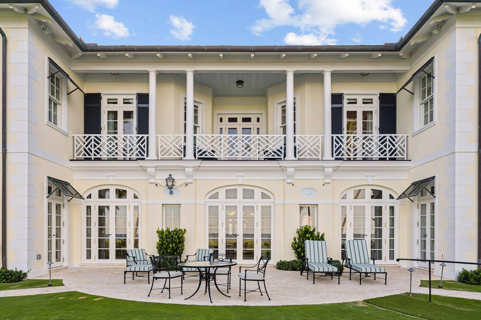 1919 N OCEAN Boulevard, Gulf Stream, FL 33483 Ocean side terrace