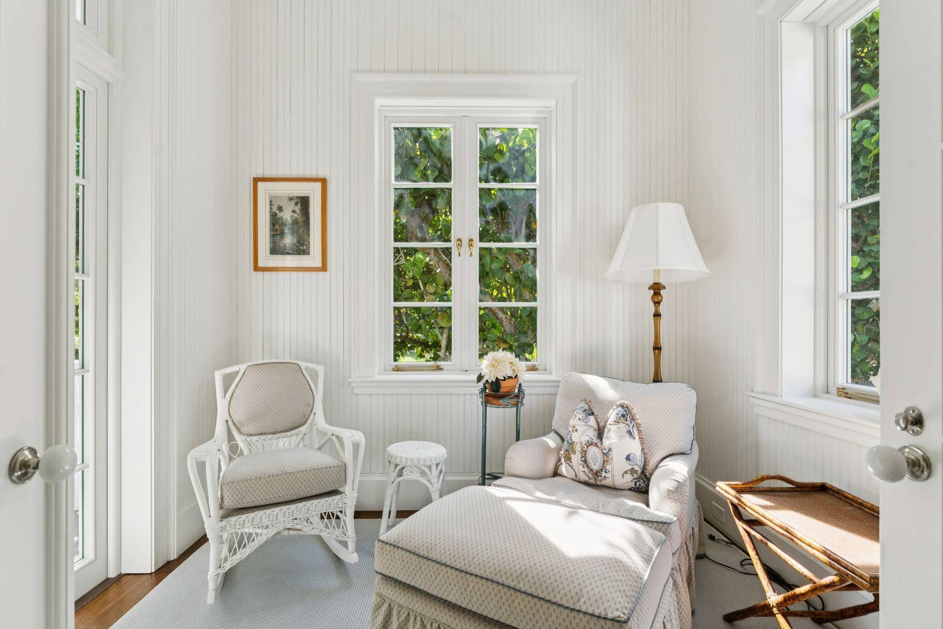 1919 N OCEAN Boulevard, Gulf Stream, FL 33483 Sitting room off primary bath