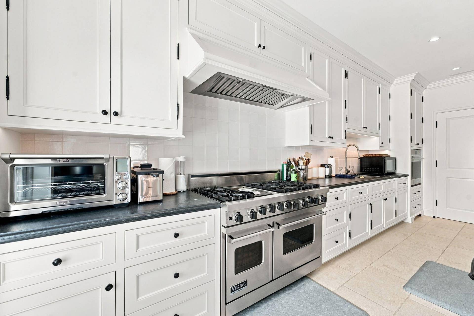 1919 N OCEAN Boulevard, Gulf Stream, FL 33483 Rear Kitchen with staff bath