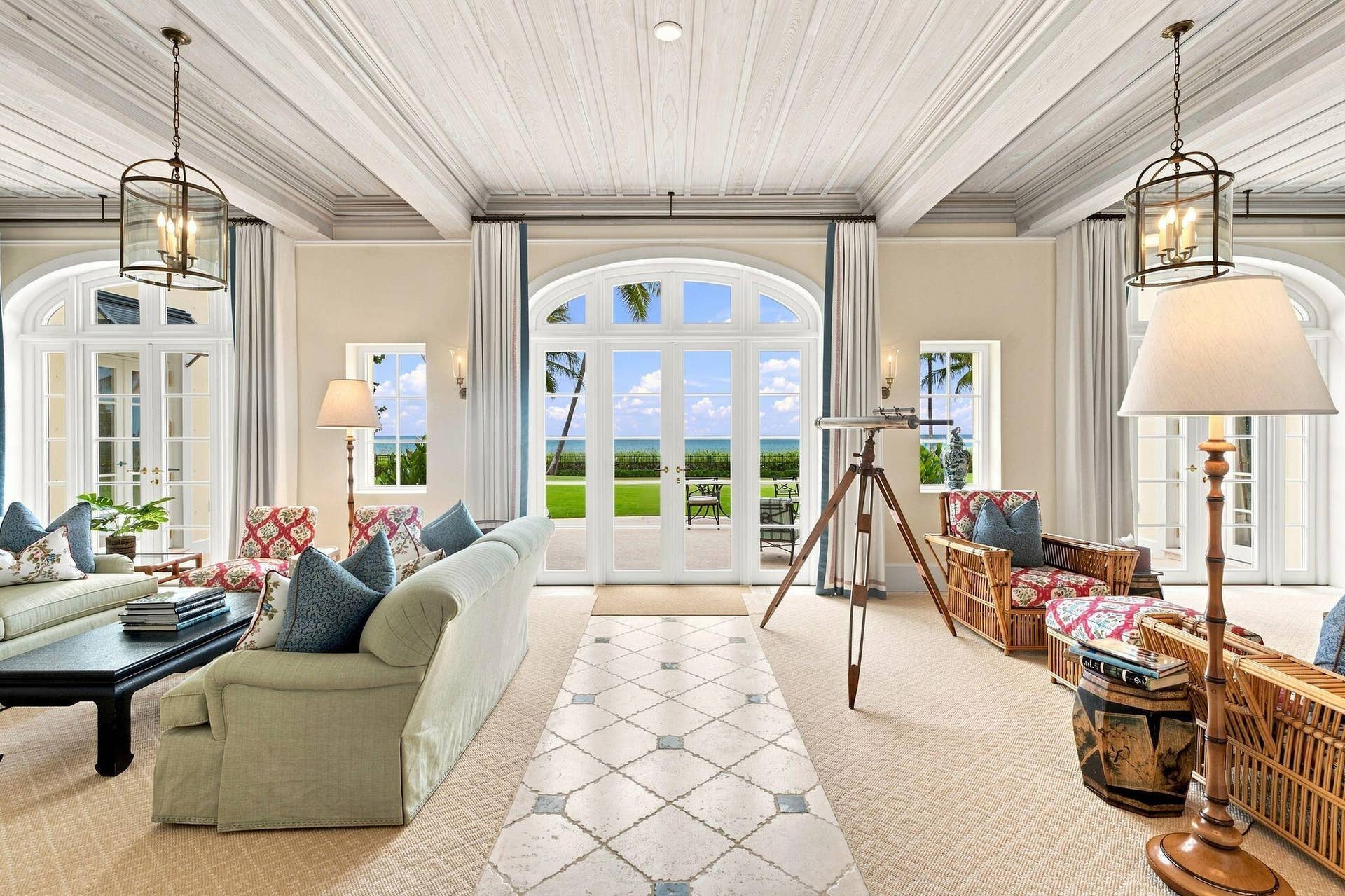 1919 N OCEAN Boulevard, Gulf Stream, FL 33483 Loggia