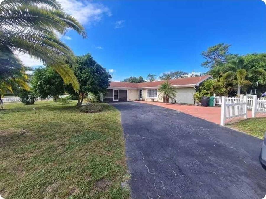 Property photo for 122 Riomar Drive, Port St Lucie, FL