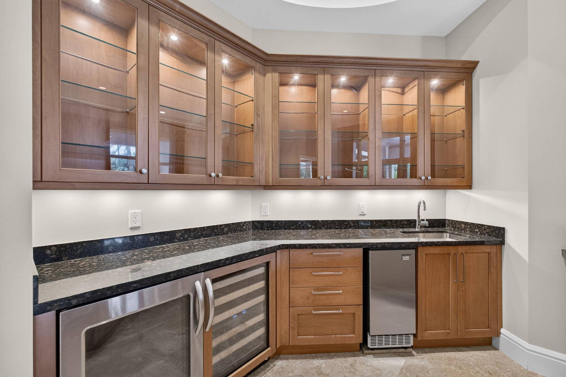 12200 TILLINGHAST Circle, Palm Beach Gardens, FL 33418 36-web-or-mls-5D1A4510