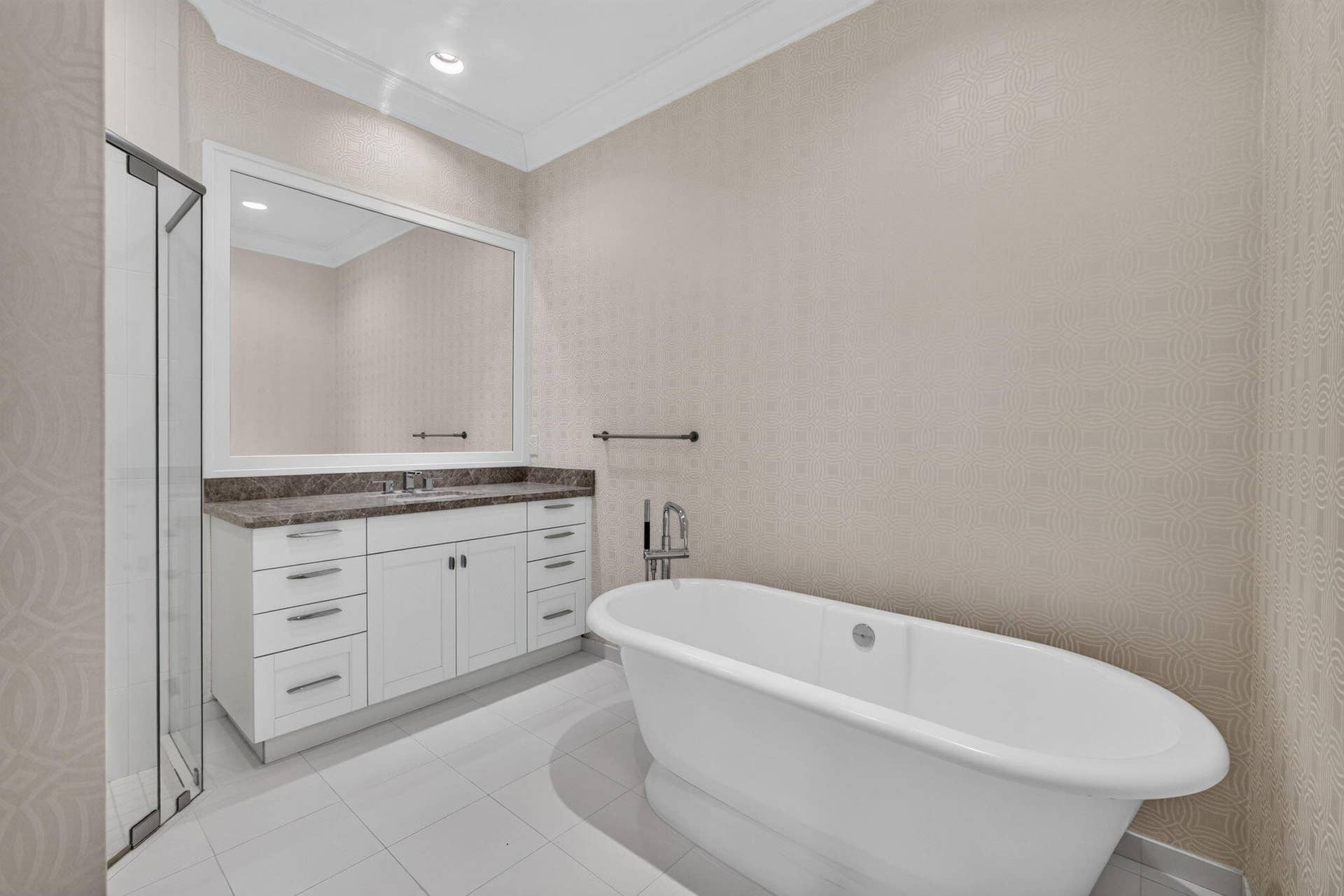 12200 TILLINGHAST Circle, Palm Beach Gardens, FL 33418 68-web-or-mls-5D1A4676