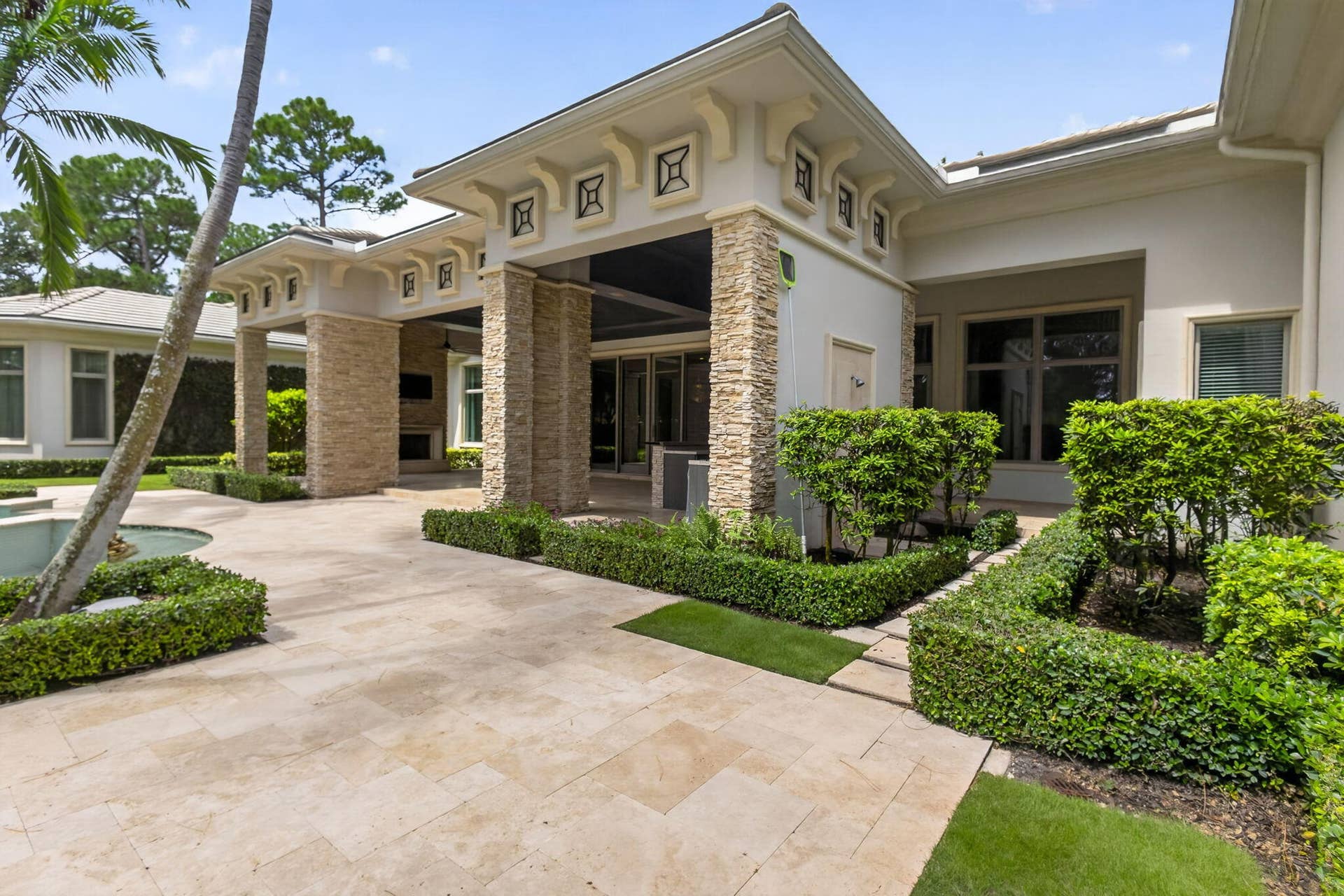 12200 TILLINGHAST Circle, Palm Beach Gardens, FL 33418 136-web-or-mls-5D1A4294