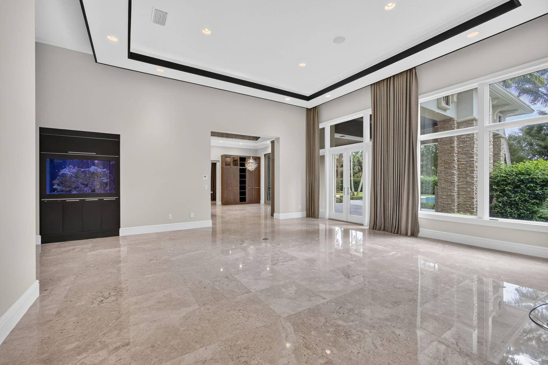 12200 TILLINGHAST Circle, Palm Beach Gardens, FL 33418 44-web-or-mls-5D1A4550