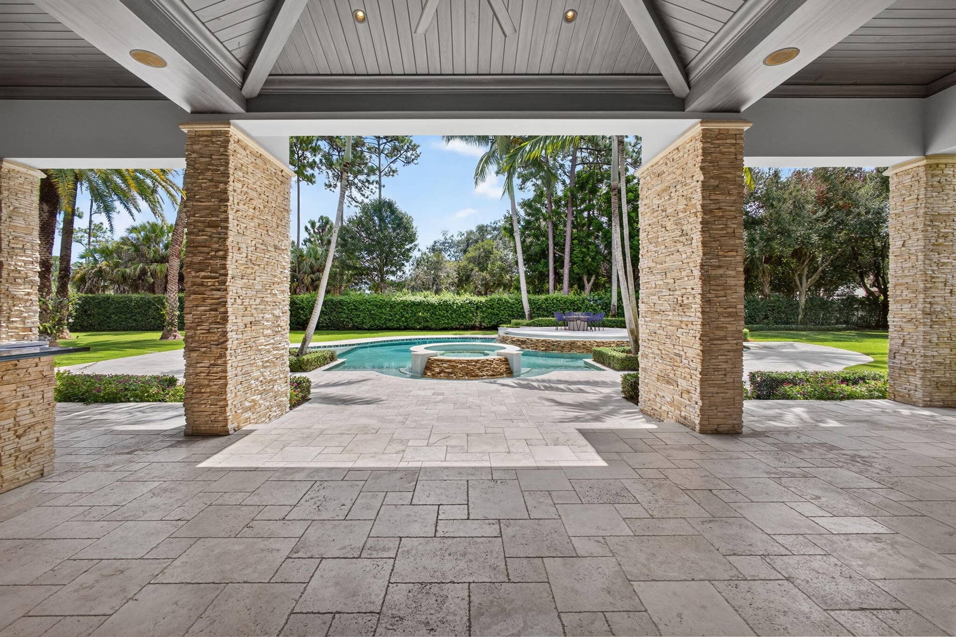 12200 TILLINGHAST Circle, Palm Beach Gardens, FL 33418 111-web-or-mls-5D1A4225