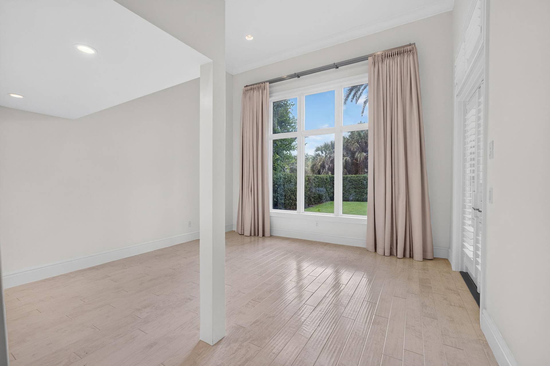 12200 TILLINGHAST Circle, Palm Beach Gardens, FL 33418 70-web-or-mls-5D1A4685