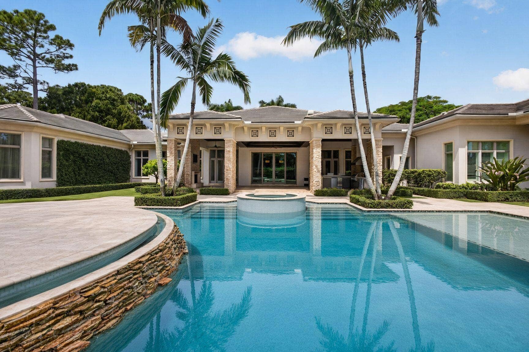 12200 TILLINGHAST Circle, Palm Beach Gardens, FL 33418 131-web-or-mls-xVv90