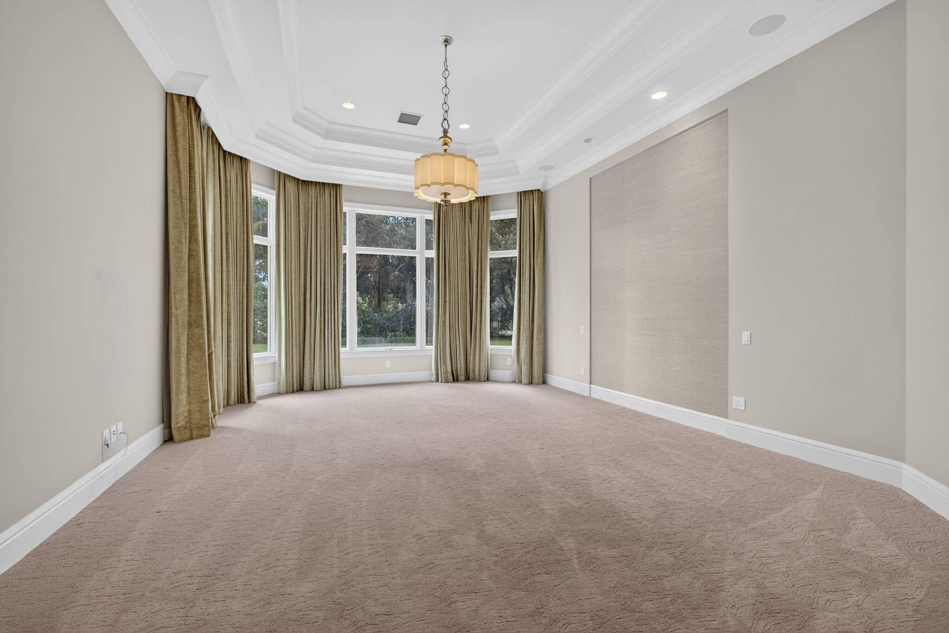 12200 TILLINGHAST Circle, Palm Beach Gardens, FL 33418 primary suite