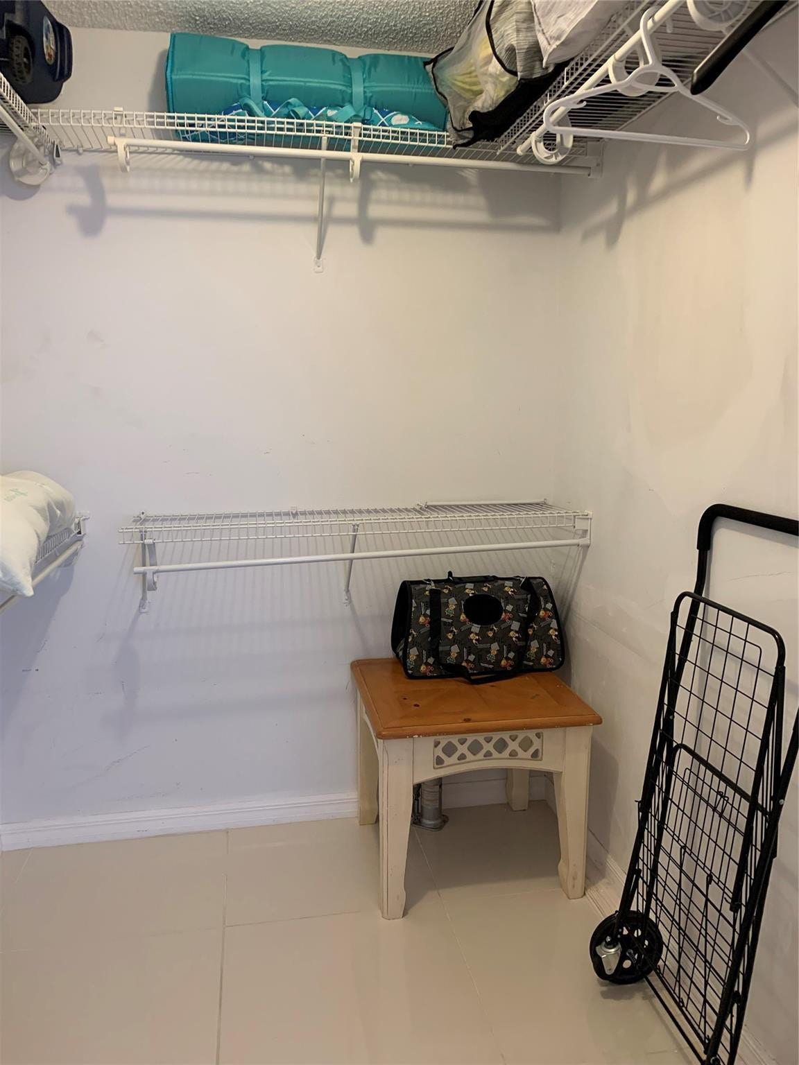 walk in closet