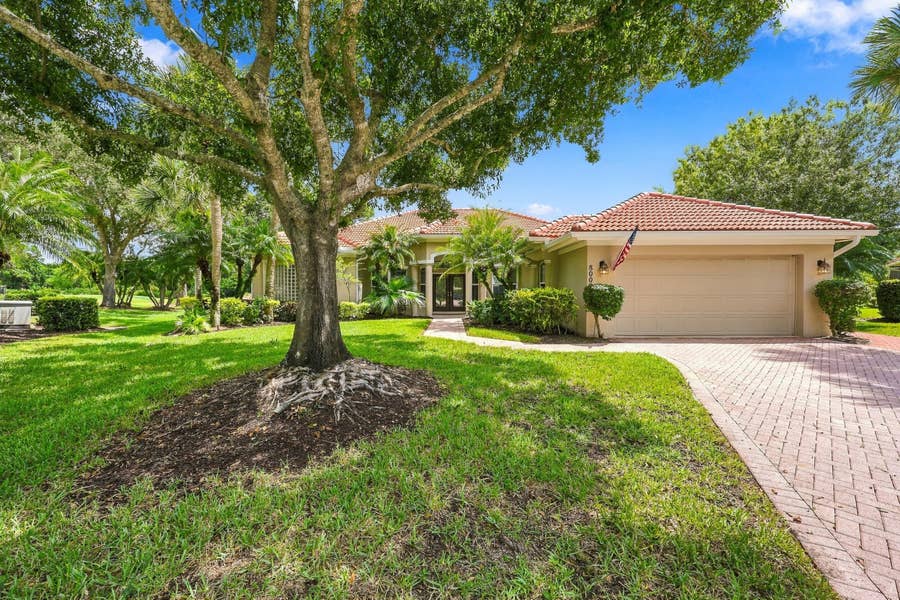 Property photo for 8008 Links Way, Port St Lucie, FL
