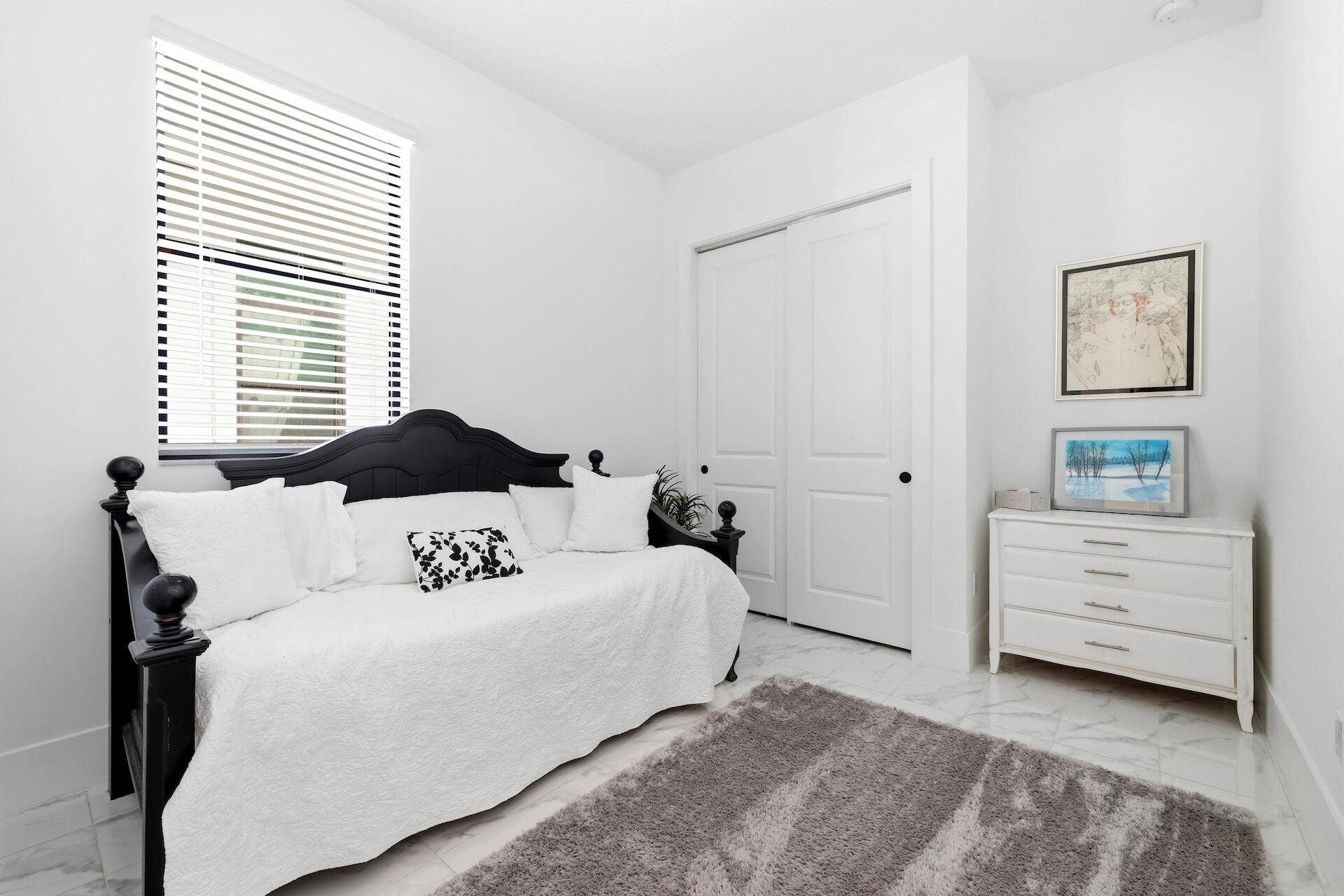 2nd Bedroom