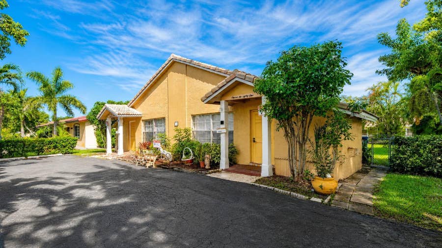 Property photo for 11281 NW 39 Street, Coral Springs, FL