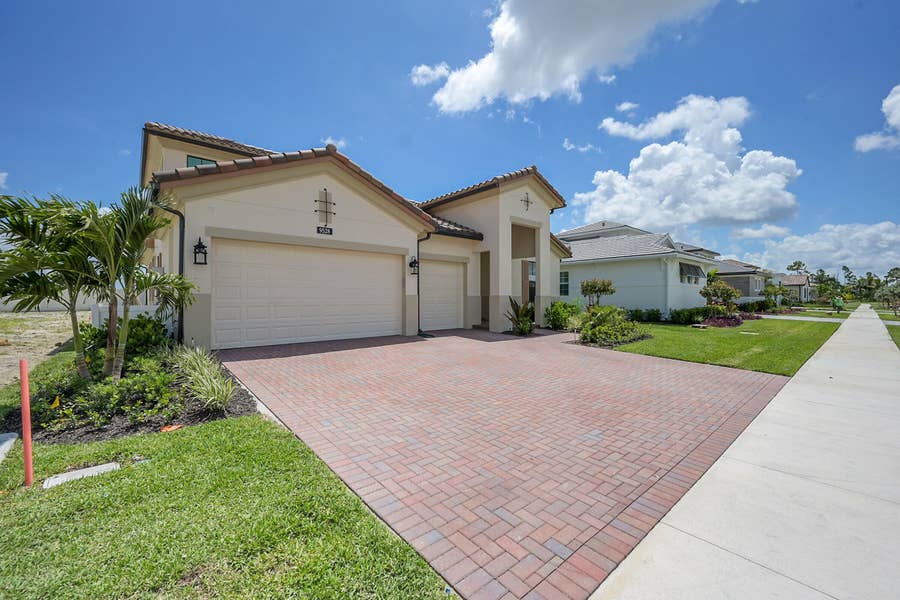 Property photo for 9528 St. Germain Drive, Palm Beach Gardens, FL