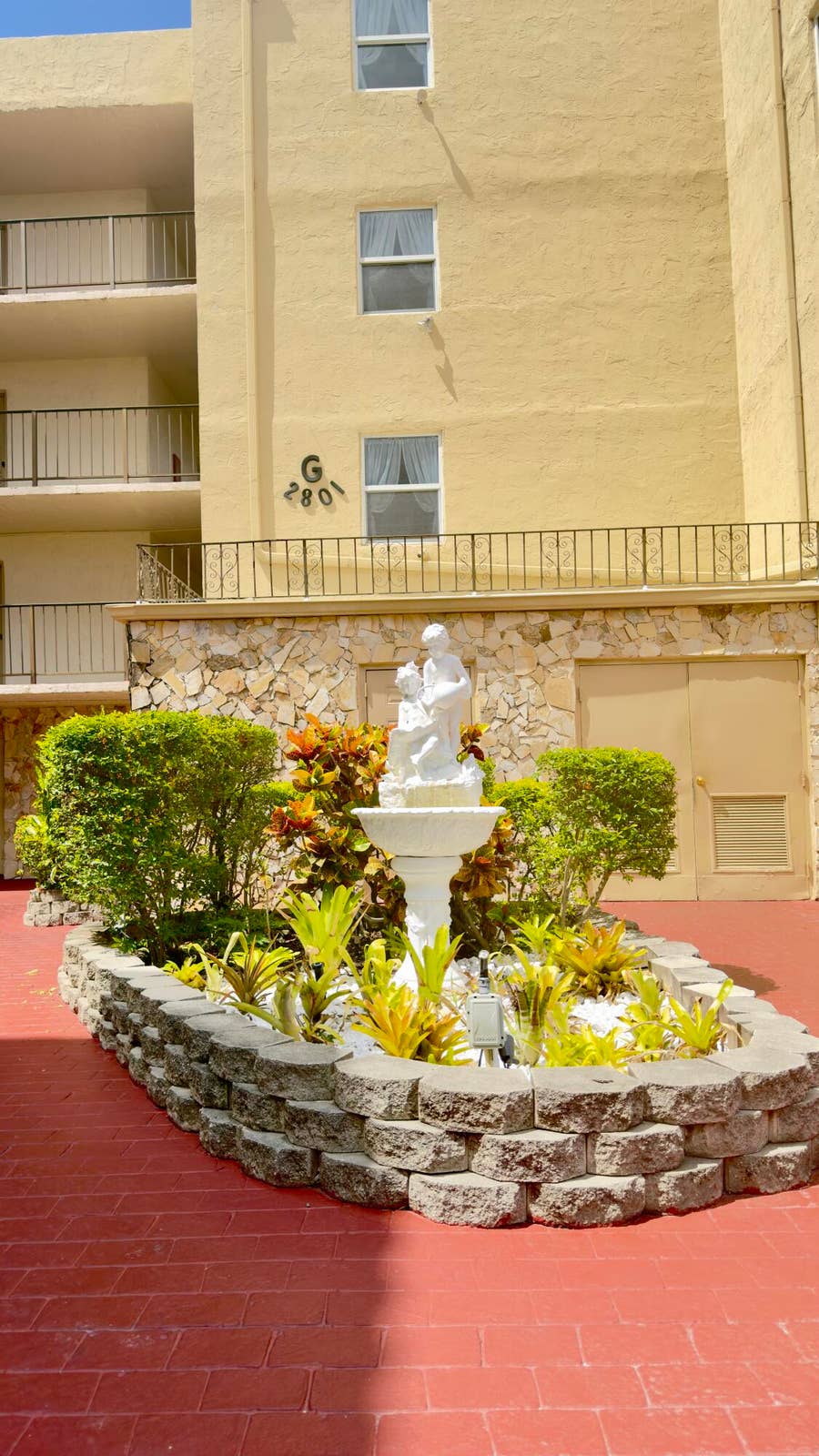 Property photo for 2801 SOMERSET Drive, #201, Lauderdale Lakes, FL