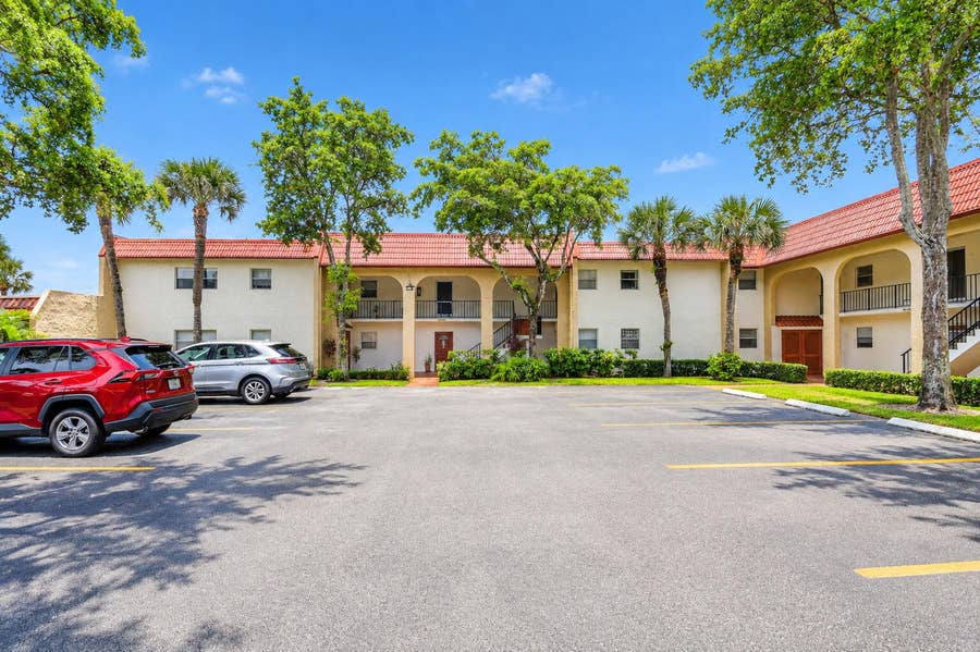 Property photo for 453 Lake Frances Drive, West Palm Beach, FL