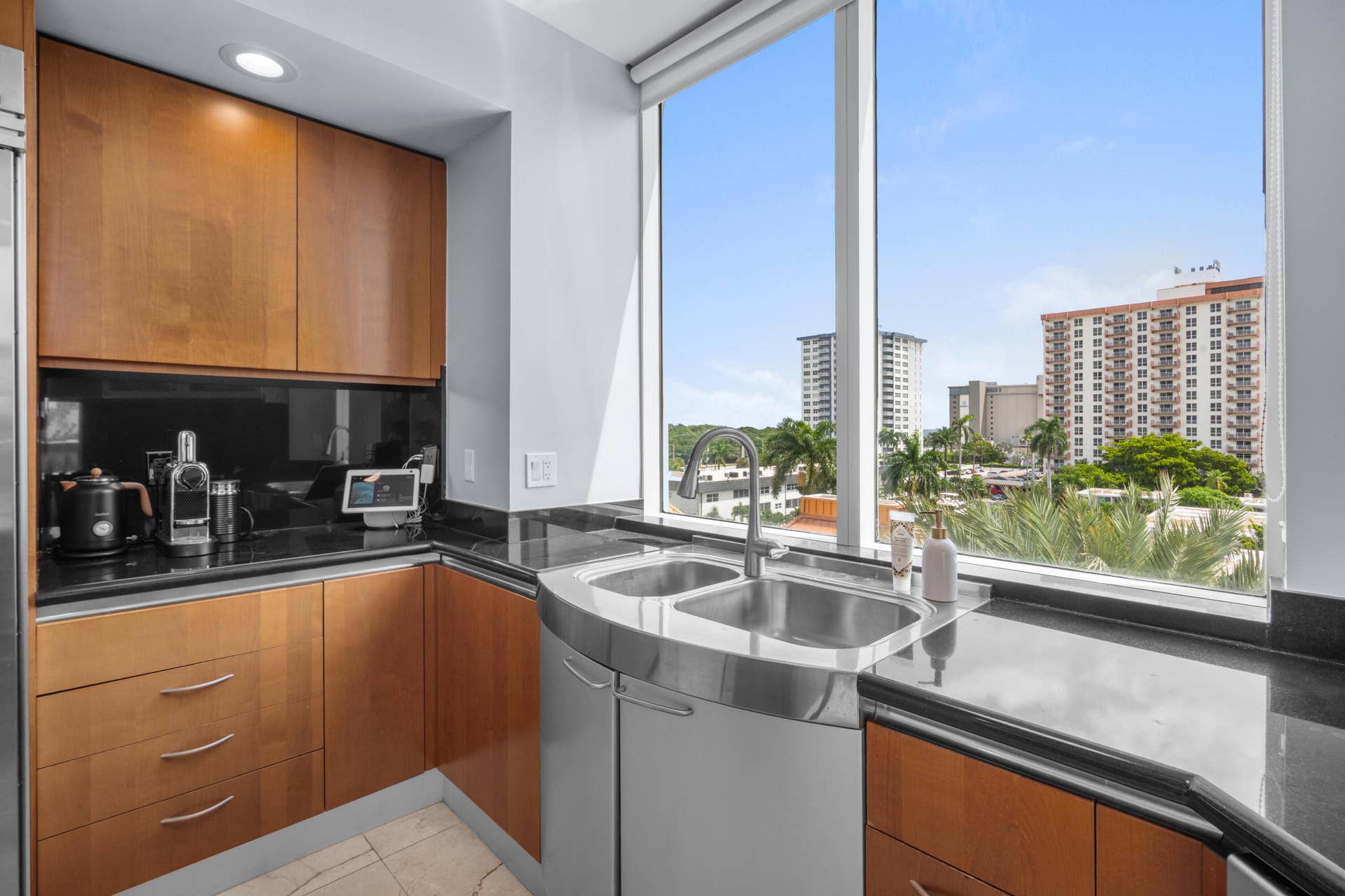 2845 NE 9TH Street, #601, Fort Lauderdale, FL 33304 DSC06195
