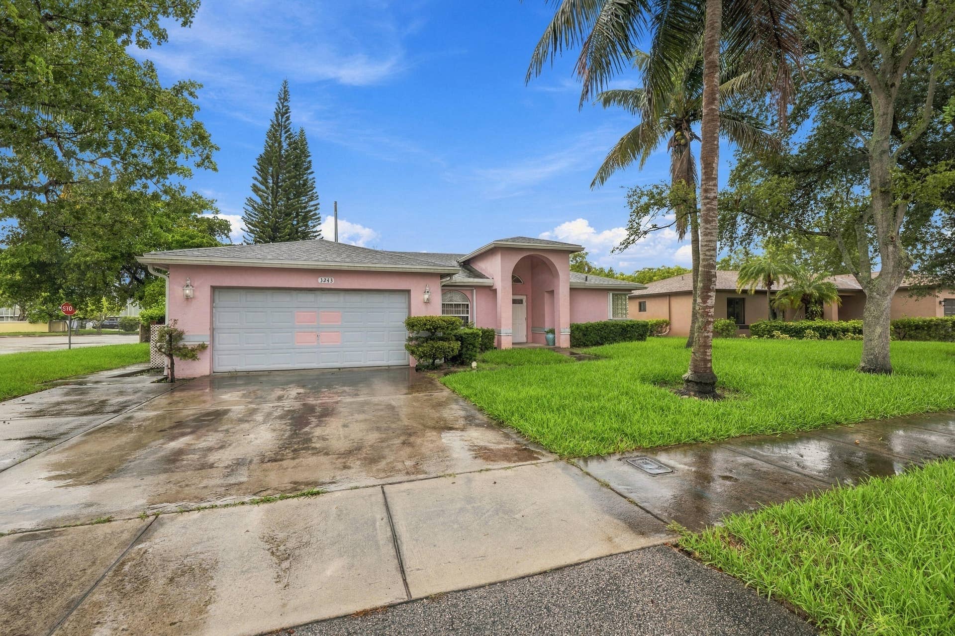 3243 NW 43RD Place, Oakland Park, FL 33309 01_dsc_3258