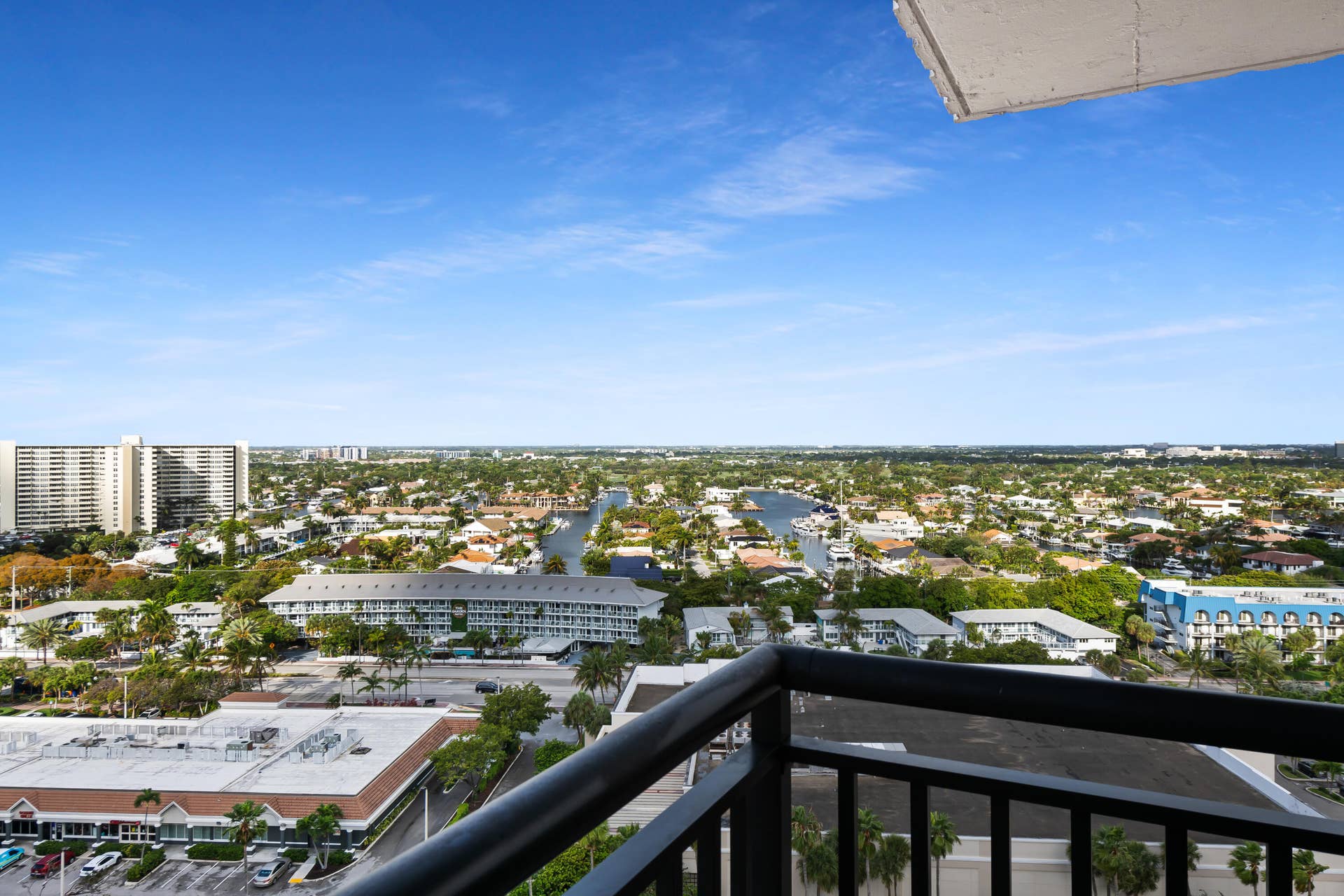 3800 Galt Ocean Drive, #Ph 5,6,7, Fort Lauderdale, FL 33308 First of two balconies